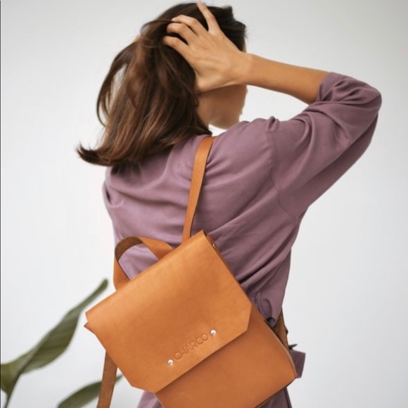 Leather backpack - Picture 2 of 2